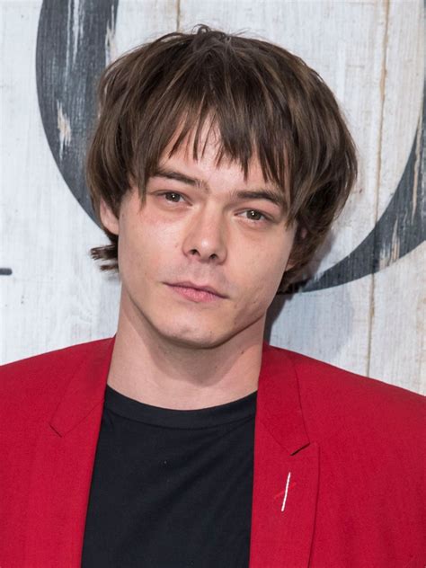 charlie heaton actor.